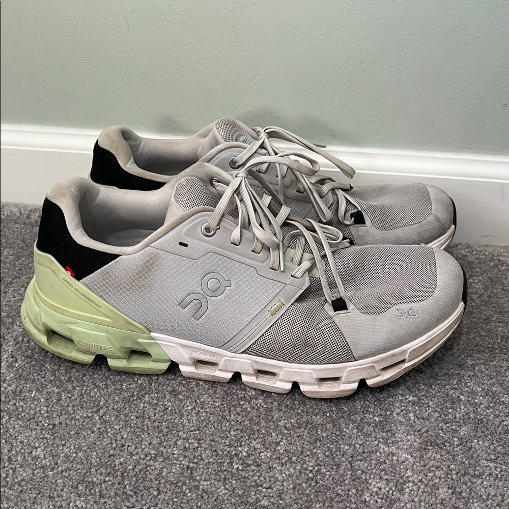 OnCloud Cloud Flyer 4 Mens size 10
